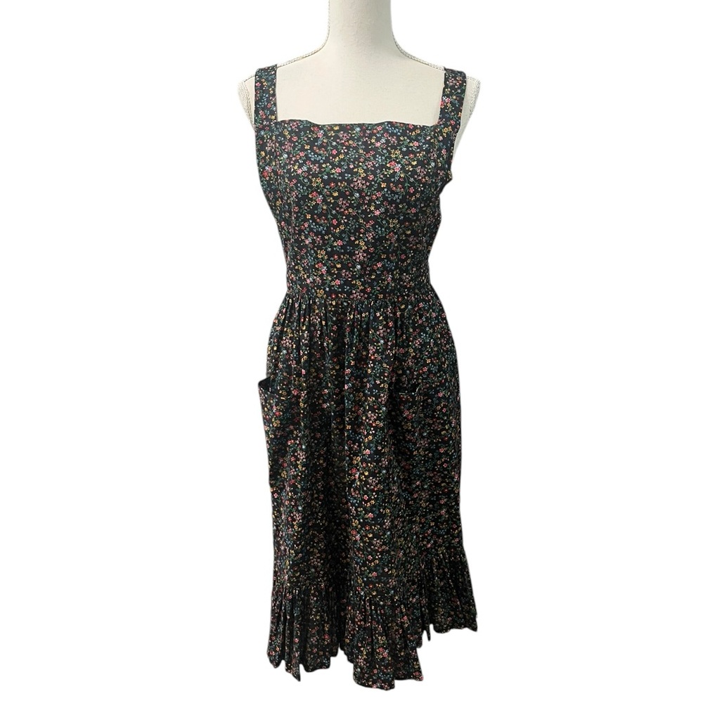 *NFS*VTG Handmade Black Floral Pinafore StyleKitchenApronGrandma CoreCottageCore